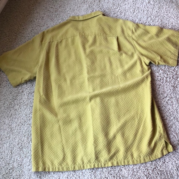 Columbia Short Sleeve Shirt - Picture 2 of 6